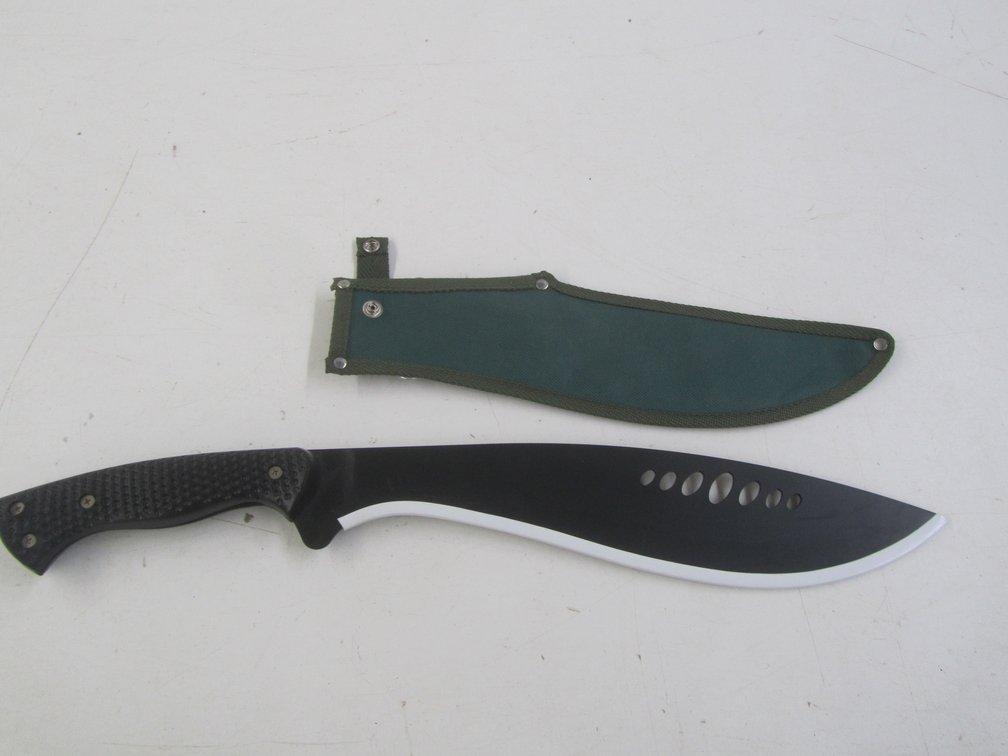 Curved Sword/Machete w/Sheath