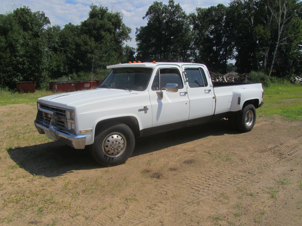 1986 Chevrolet C30 Truck