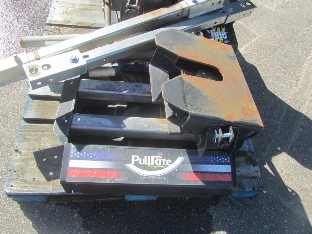 Pullrite 5th Wheel Hitch