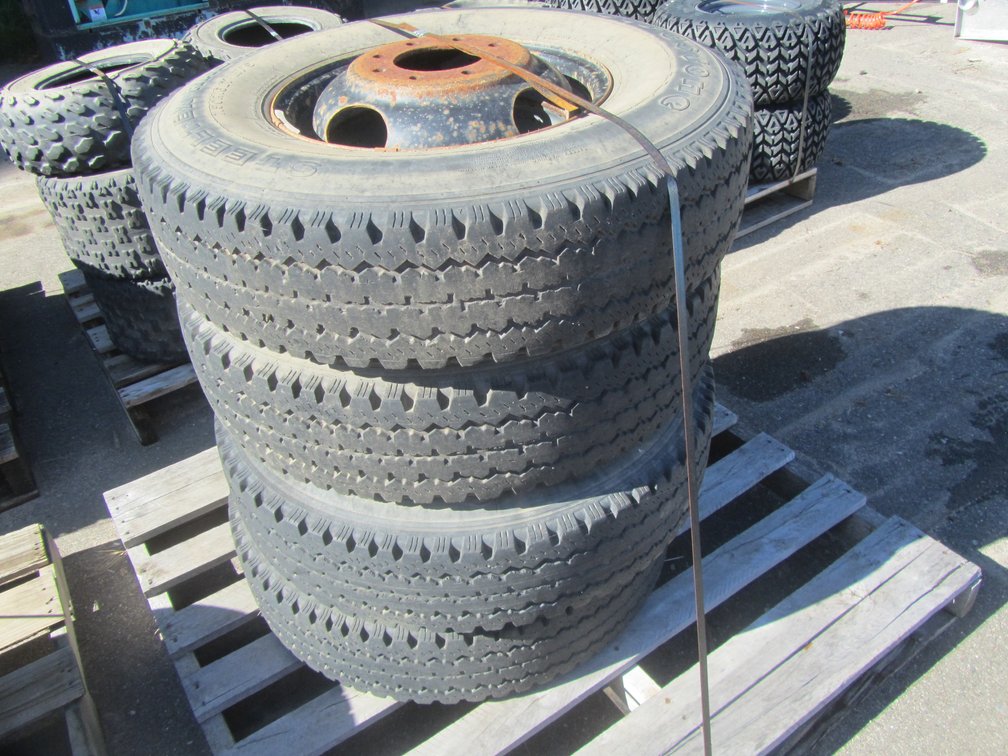 (4) Firestone Steeltex Radial R45 Tires w/Rims