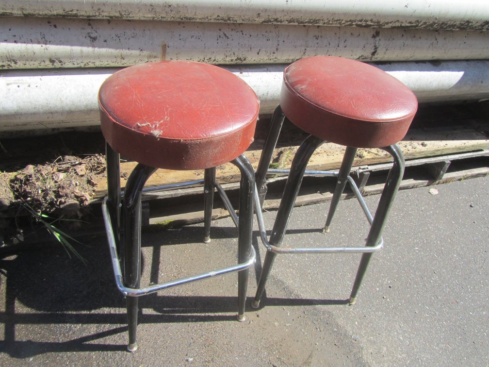 (2) Bar Stools