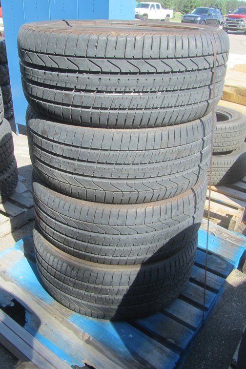 Set Of (4) Pirelli P Zero Tires