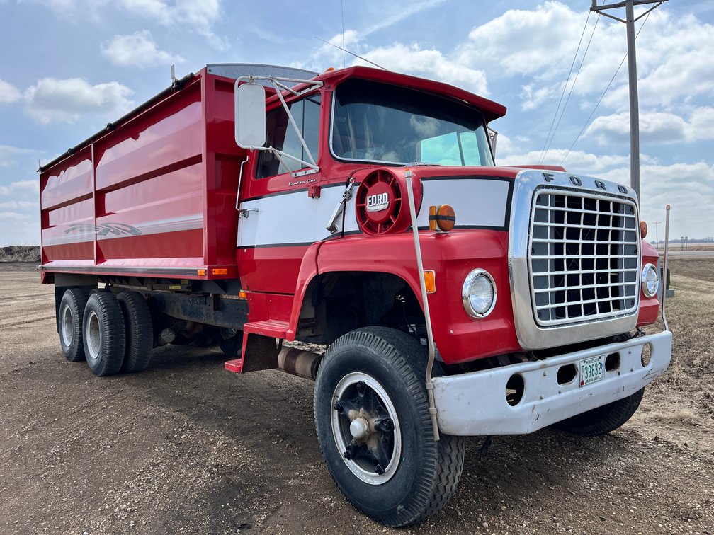 United Truck & Trailer Surplus to Ongoing Operations 138852