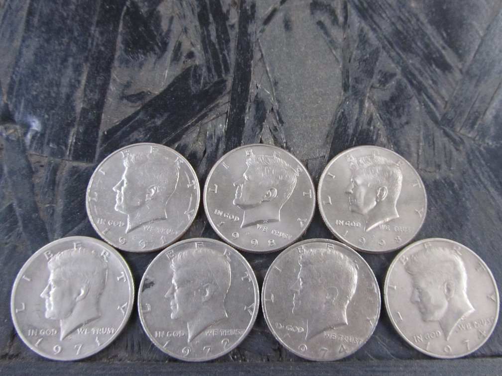 (7) Kennedy Half Dollar Coins