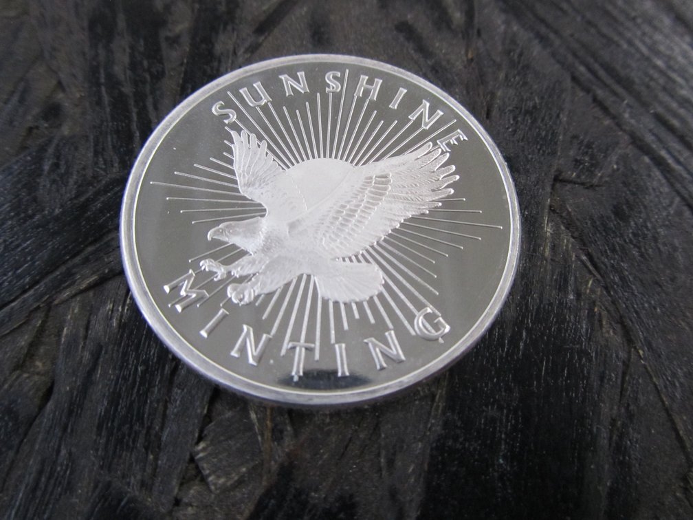 One Troy Ounce Fine Silver Coin Sunshine Minting