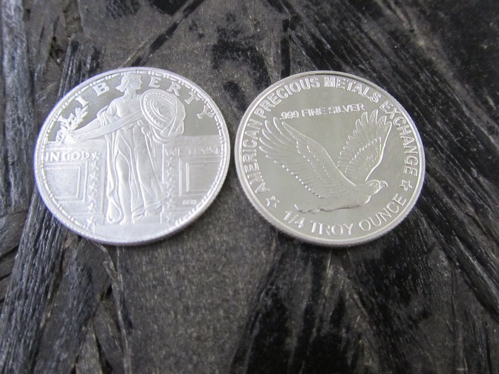 (2) 1/4 Troy Ounce .999 Silver Commemorative Standing Liberty Silver Rounds