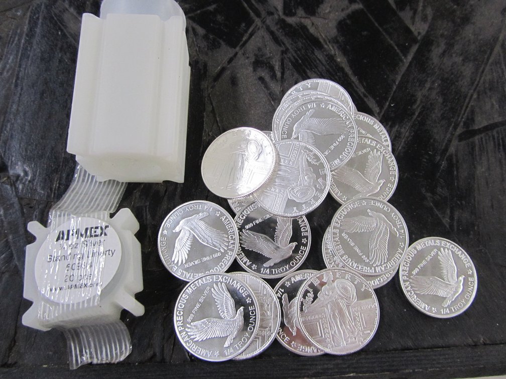 (20) 1/4 Troy Ounce .999 Silver Commemorative Standing Liberty Silver Rounds