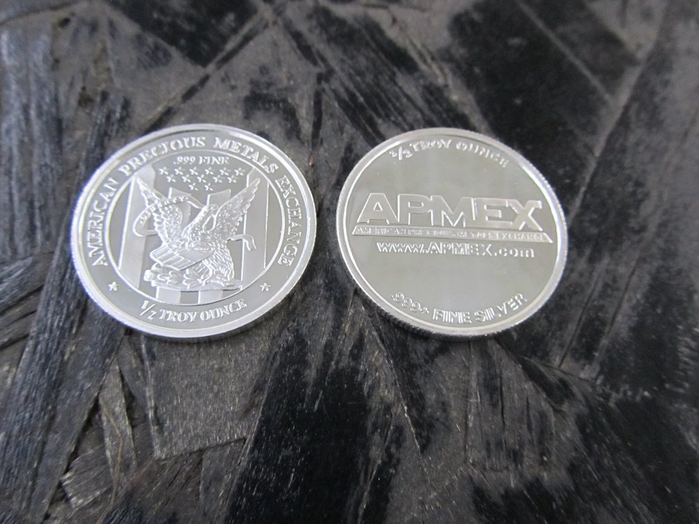 (2) APMEX 1/2 Troy Oz. .999 Fine Silver Rounds