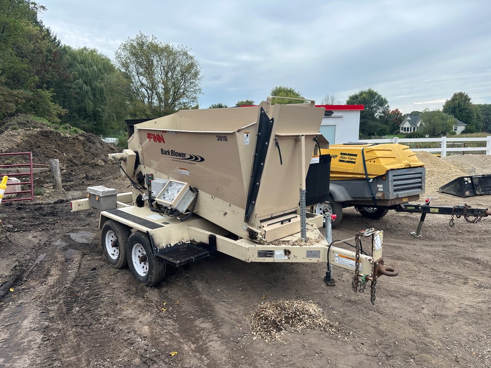 Landscaping Contractor Surplus to Ongoing Operations (148561)