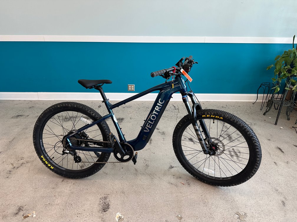 Velotric Symmit Blue Bike