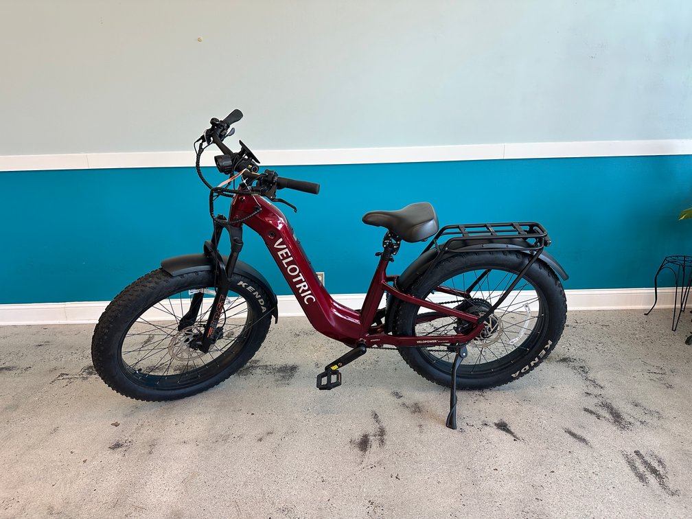 Velotric Nomad Maroon Bike