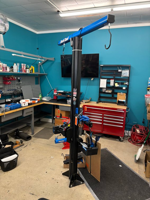 Park tool mechanics bike stand