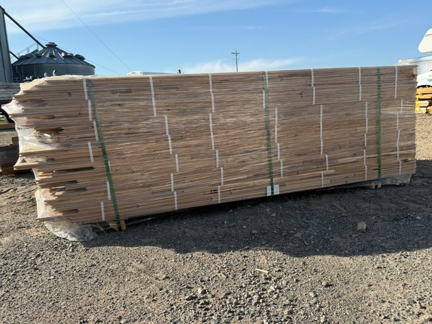 Image for Surplus Lumber: Sheet Goods, Flooring, Paneling, Moulding & More (150558)