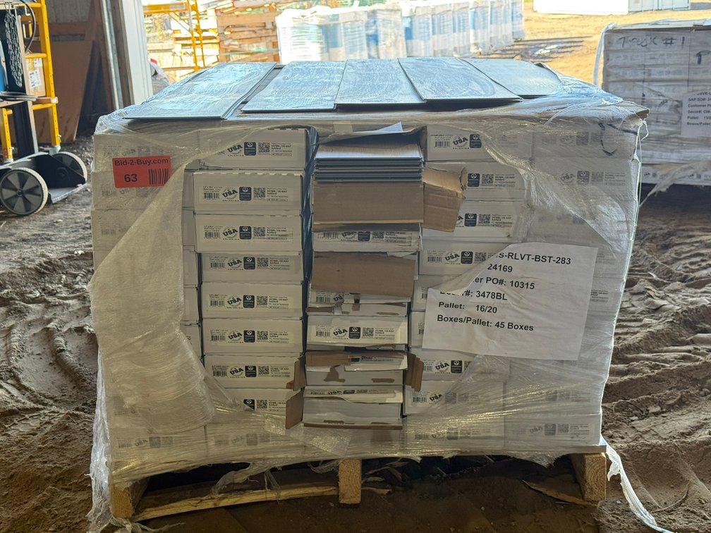 Waterproof Luxury Vinyl Click Plank Flooring (150994)