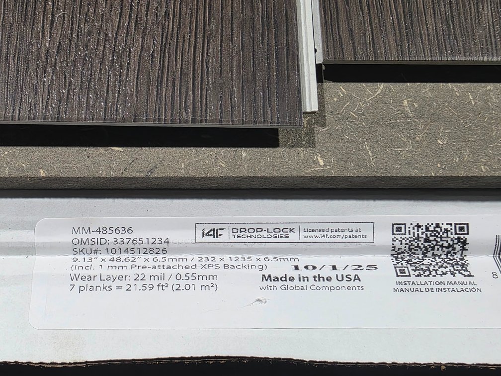 Waterproof Luxury Vinyl Click Plank Flooring (151894)