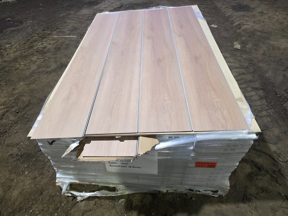 Waterproof Luxury Vinyl Click Plank Flooring (151894)