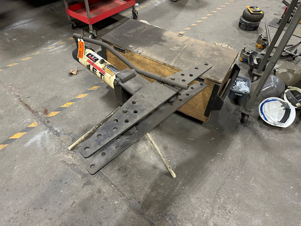 JET JHPB-30 Hydraulic Pipe Bender, 3" Schedule 40 Capacity, Serial: 11045853 w/ Tool Kit