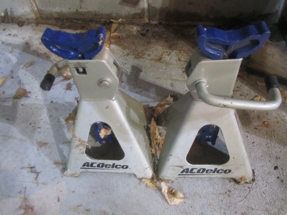 AcDelco 2-Ton Jack Stands