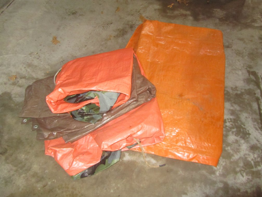 (4) Tarps