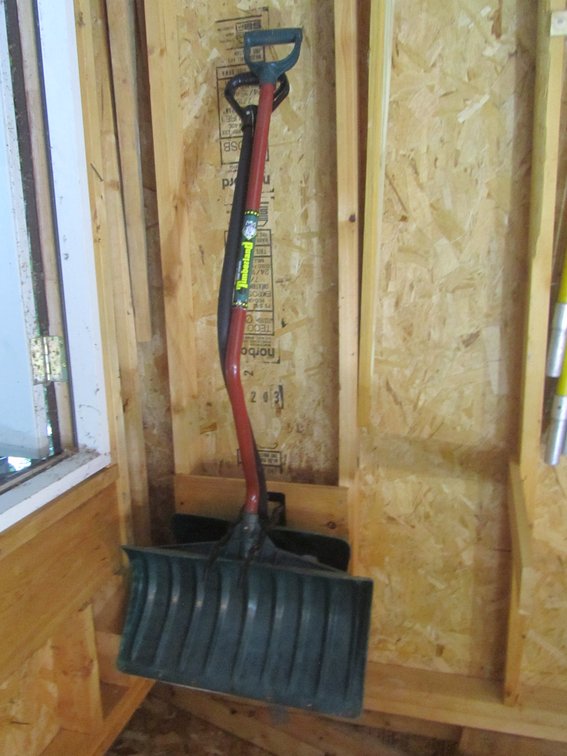 (2) Snow  Shovels 