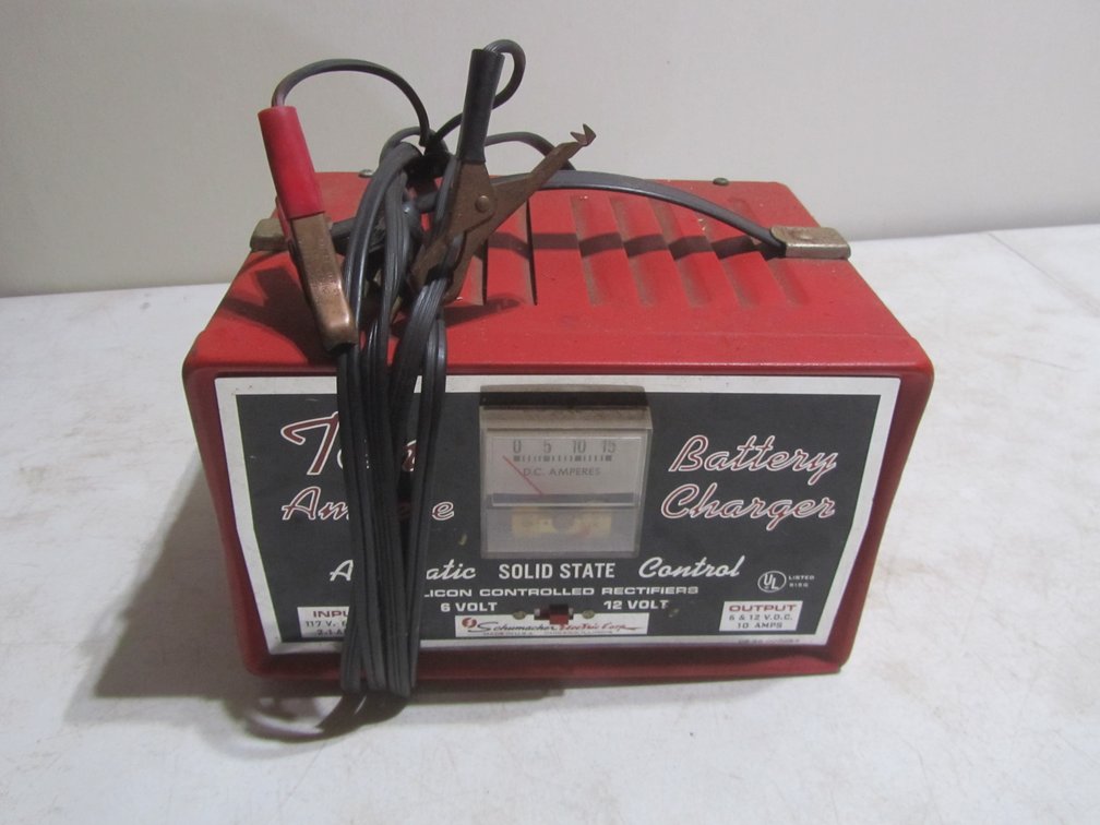Schummacher 6-12v Battery Charger