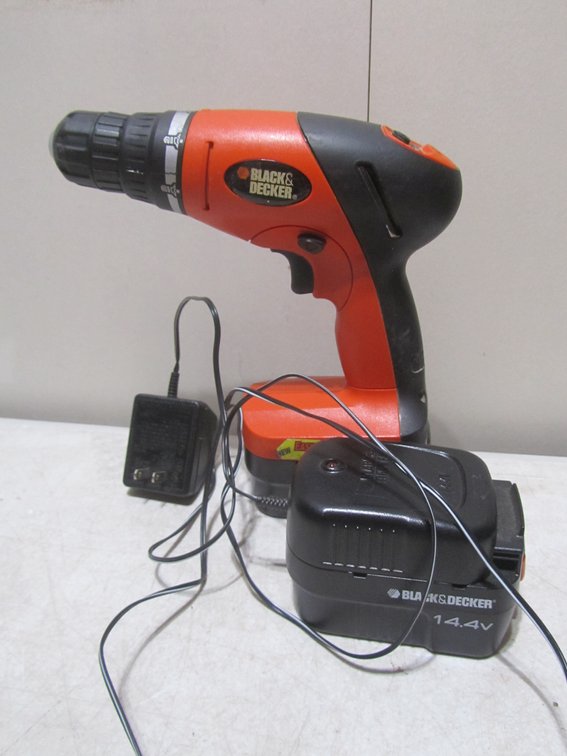 Black And Decker 14.4v Drill