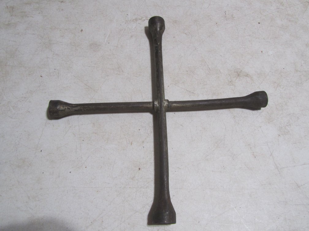 4-Way Tire Iron