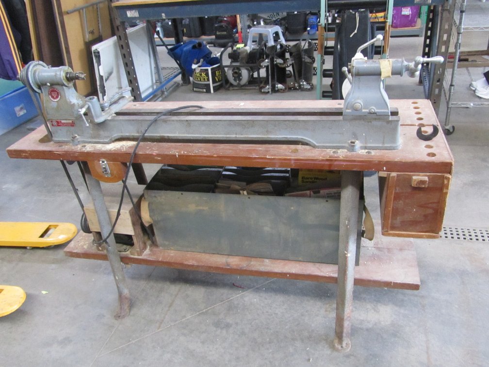 Delta Homecraft Lathe w/Stand