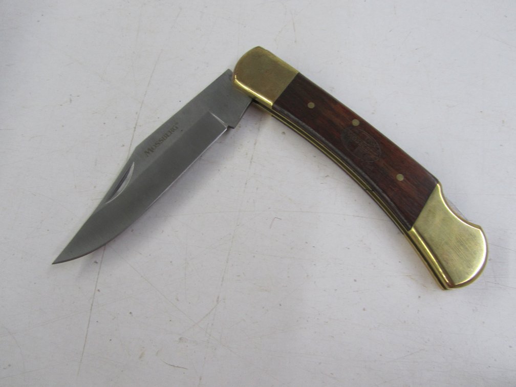 Mossberg Pocket Knife