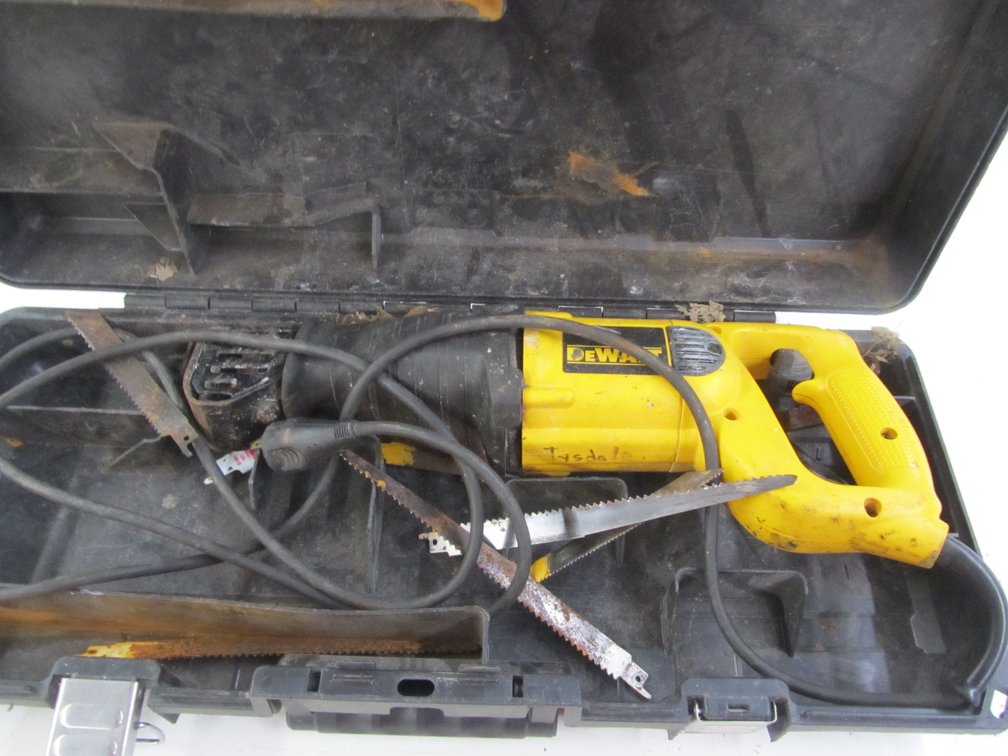 DeWalt Reciprocating Saw