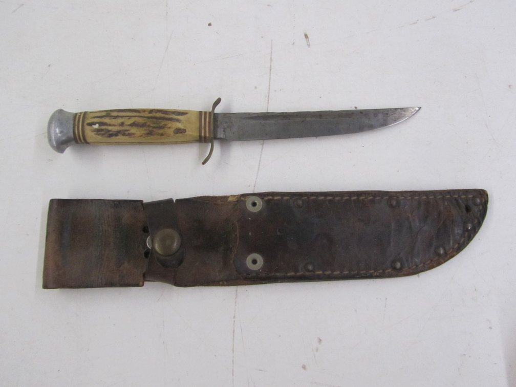 Solingen Knife w/Leather Sheath