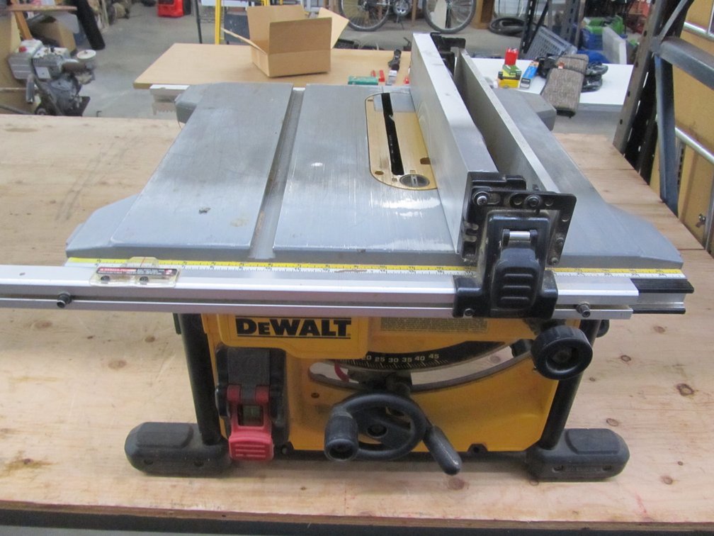 DeWalt 8-1/4" Table Saw
