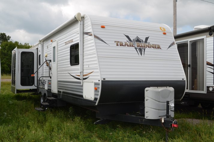 Image for (19) Campers: Motorhome, Travel Trailers, 5th Wheels (147776)