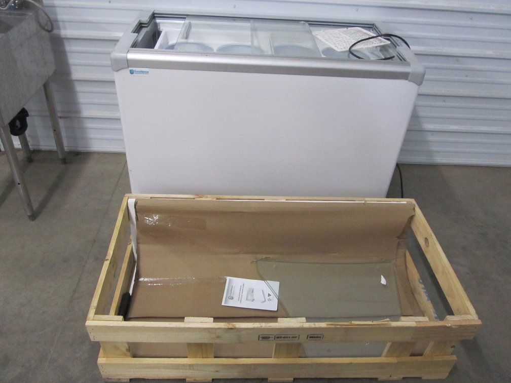 Excellence Commercial Products Ice Cream Freezer w/Sneeze Guard