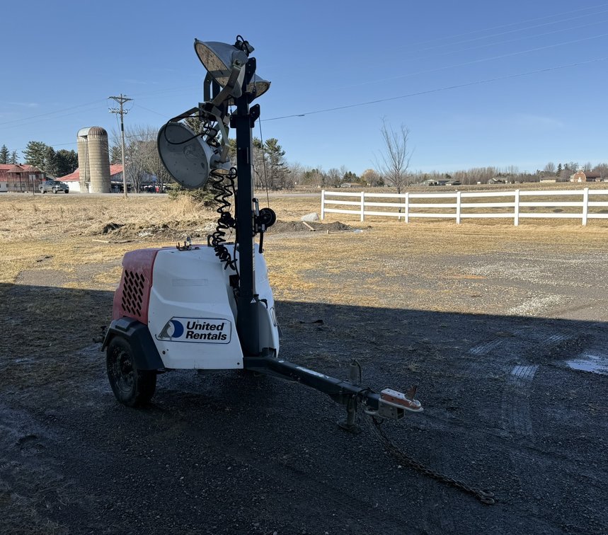 Generac Magnum MLT6SM Portable Light Tower (158364)