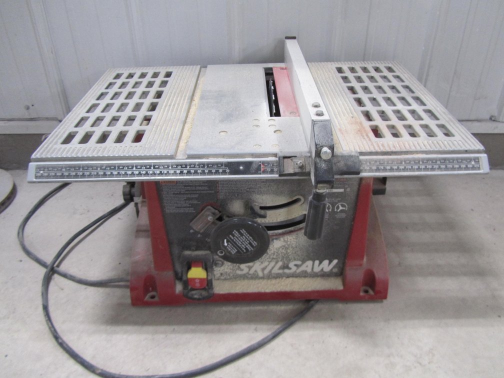 Skilsaw 10" Table Saw