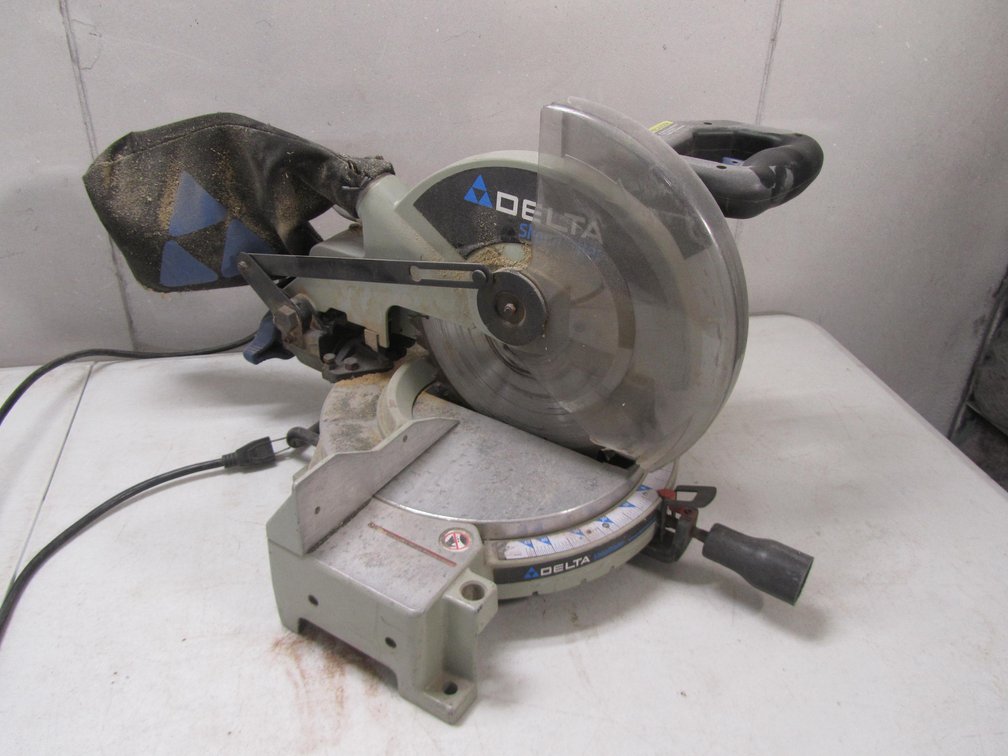 Delta ShopMaster 10" Compound Power Miter Saw