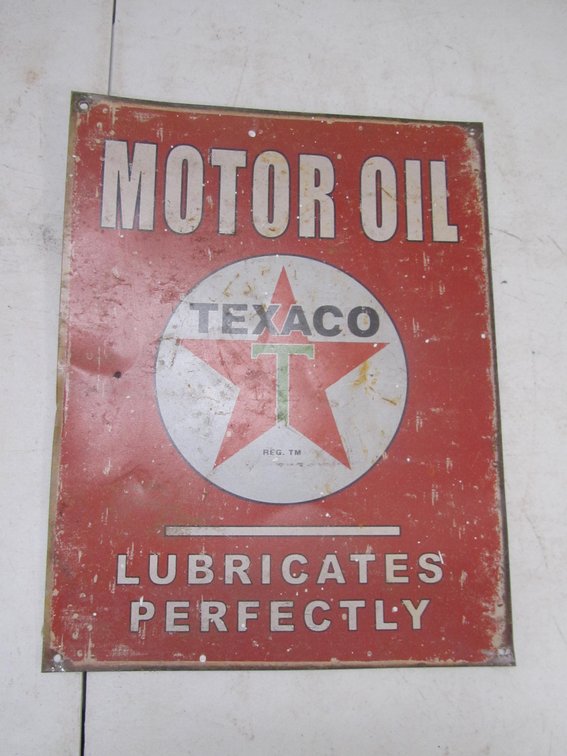 Metal Texaco Motor Oil Sign