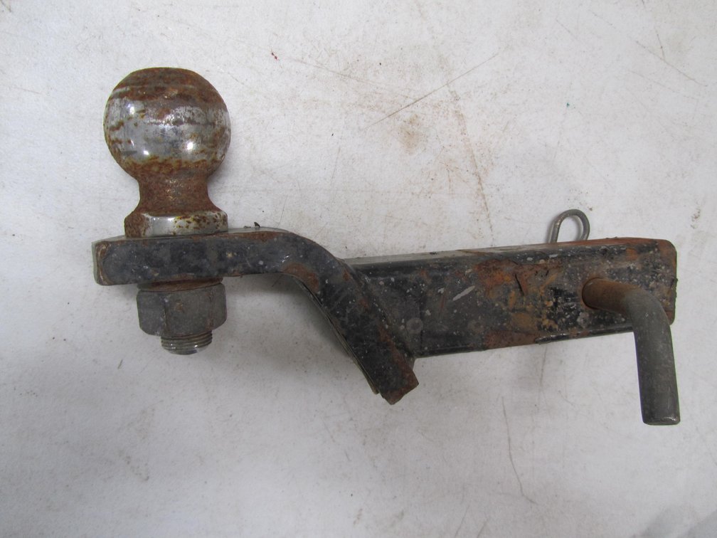 Uriah 2" Hitch With 2-5/16" Ball