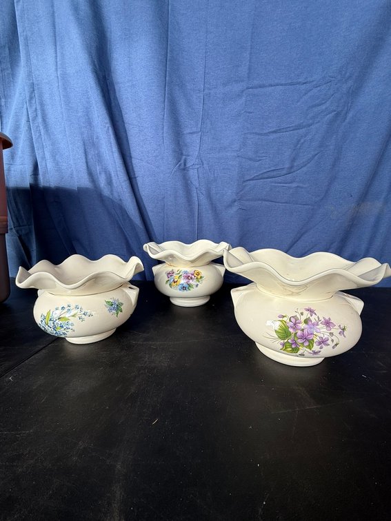 Living Estate Auction: Furniture, Collectible Dolls, Glassware & Décor (158985)