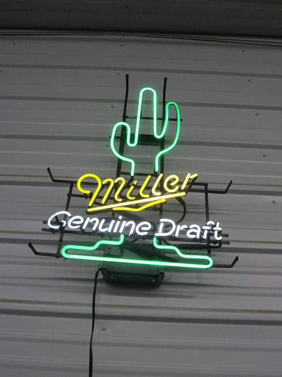 Personal Property Collection Of Antiques, Collectibles, Signs & More, Pequot Lakes, MN (159632)