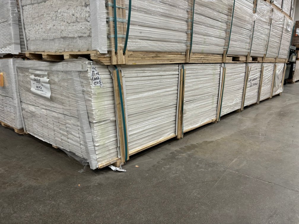 Surplus Hardwood Flooring & Primed Trim Boards (159790)