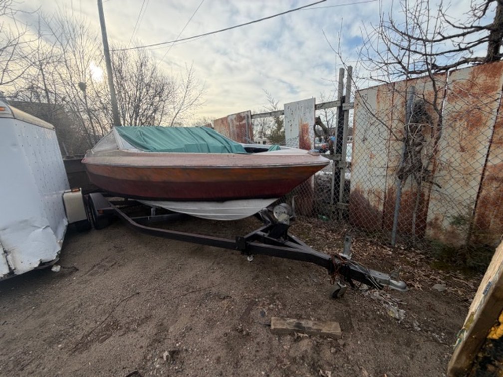 BOAT & TRAILER