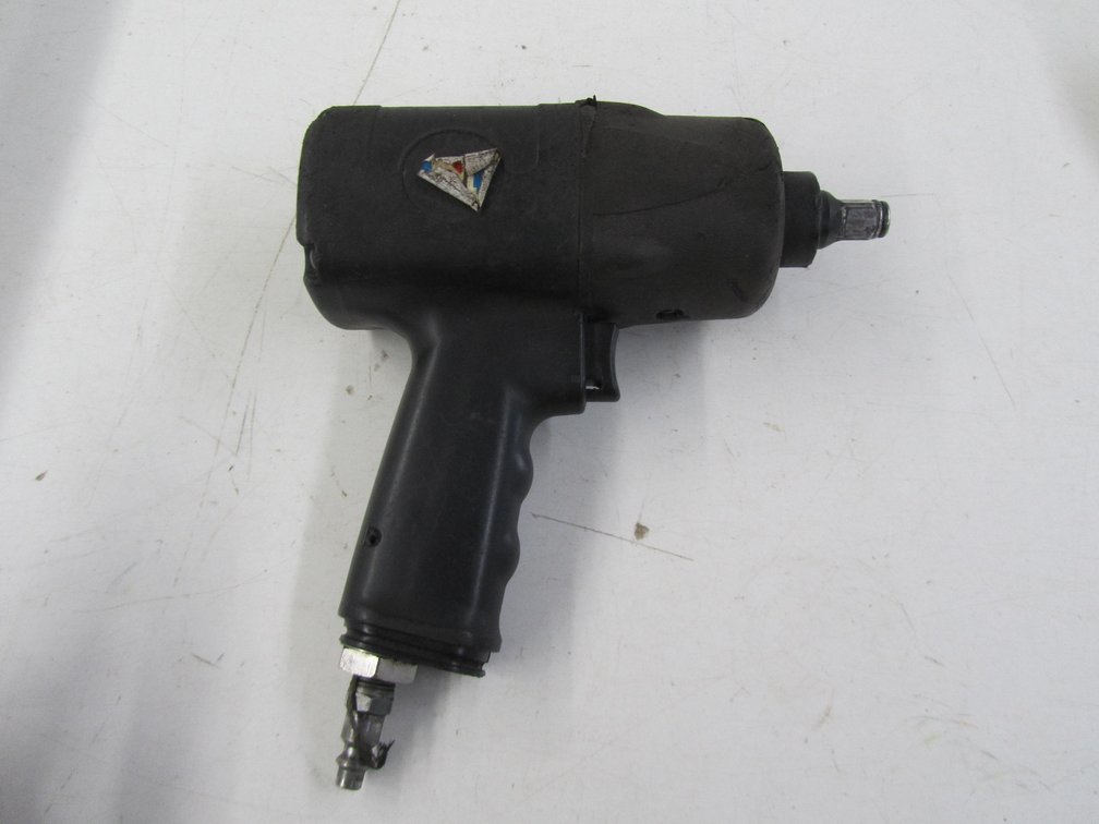 Northern Tool & Equipment Co. 1/2" Impact Wrench