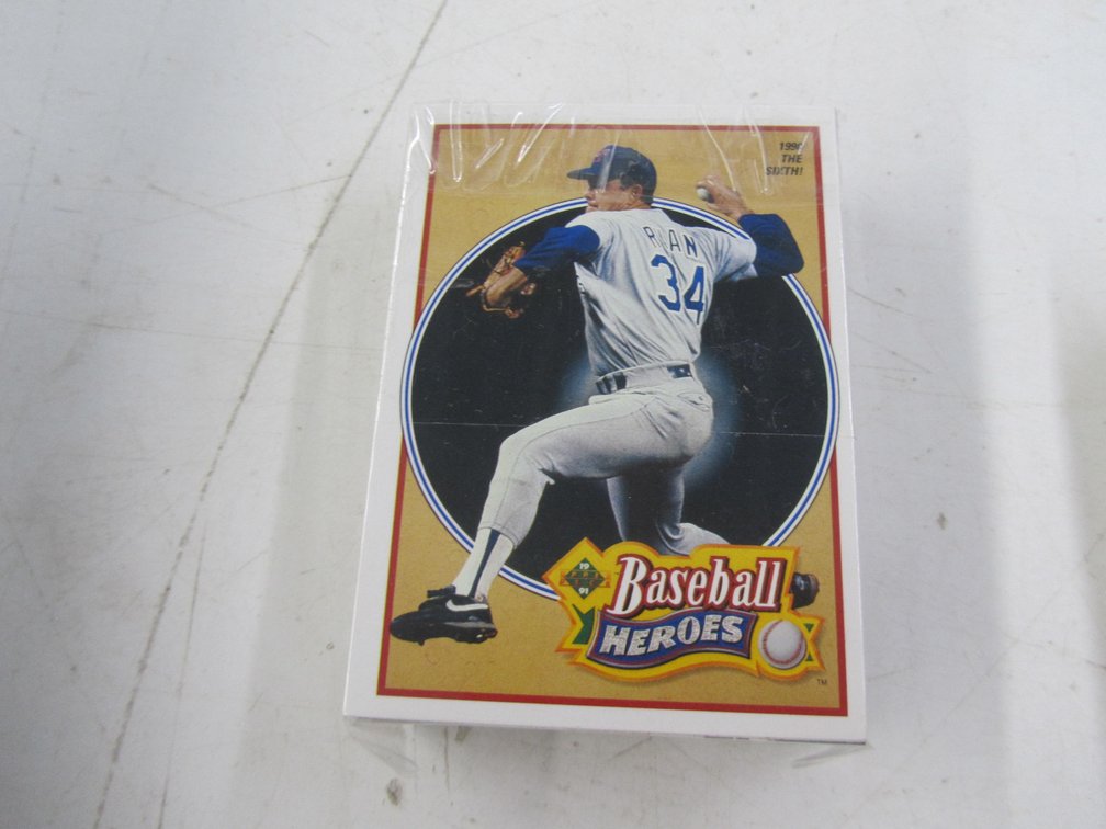 Pack Of Assorted Baseball Cards