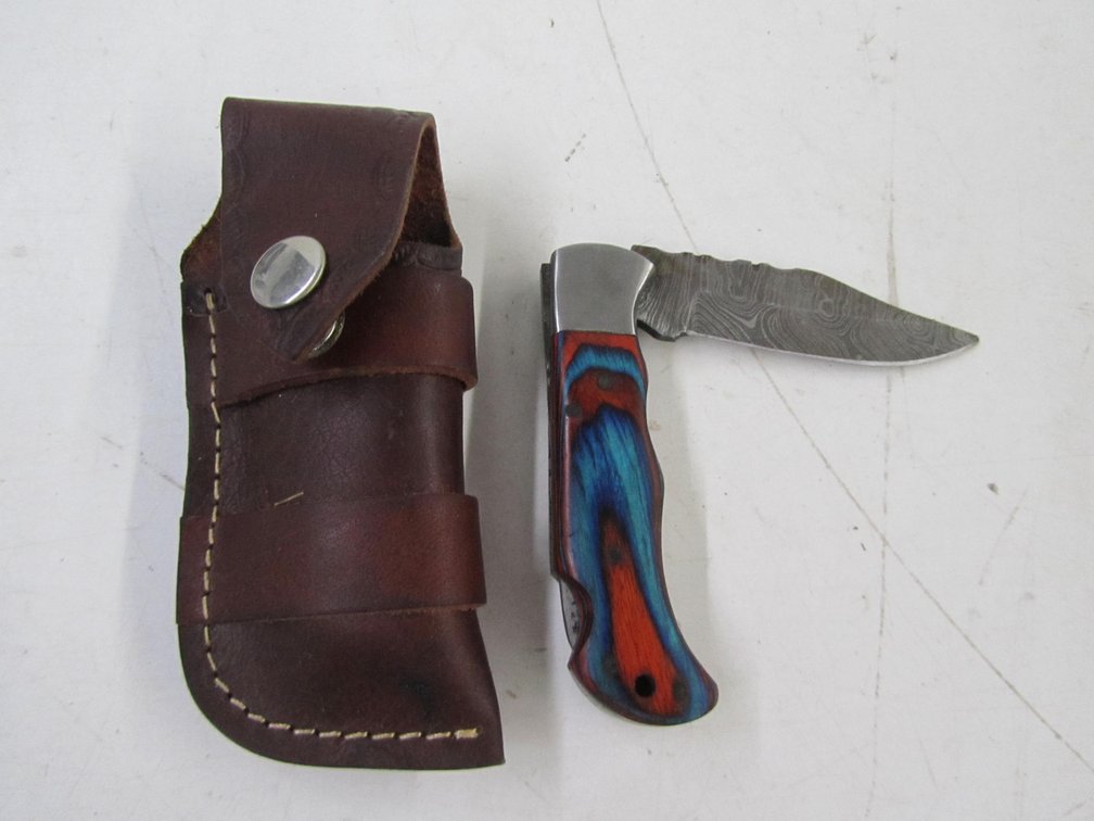 Handmade Damascus Steel Pocket Knife