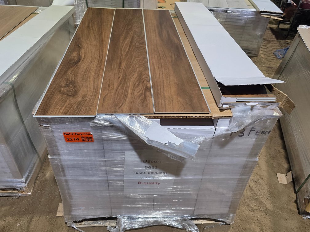 Over 33,000 Sq Ft of Plank Click Together Flooring: #3 (154999)