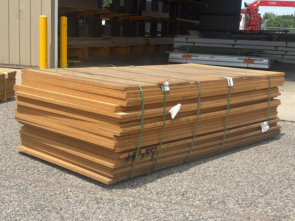 (28) 4' x 8' x 1" Industrial Particle Board Sheets