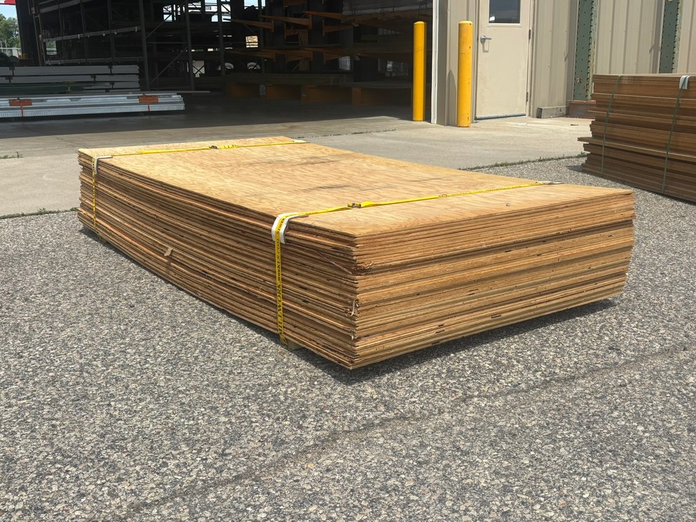 (20) 4' x 8' x 3/4" Plywood Sheets
