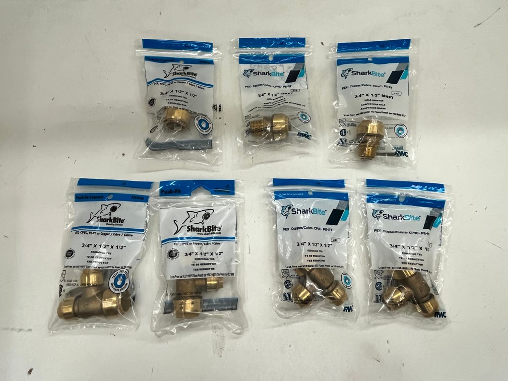 (5) Sharkbite 3/4" Reducing Tees and (2) 3/4" x 1/2" Male Adapters